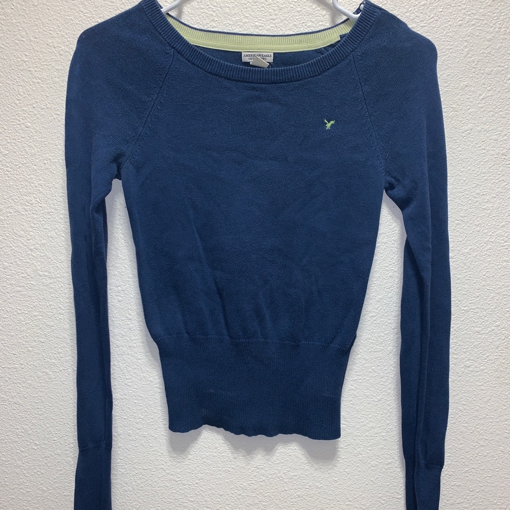 American Eagle sweater
